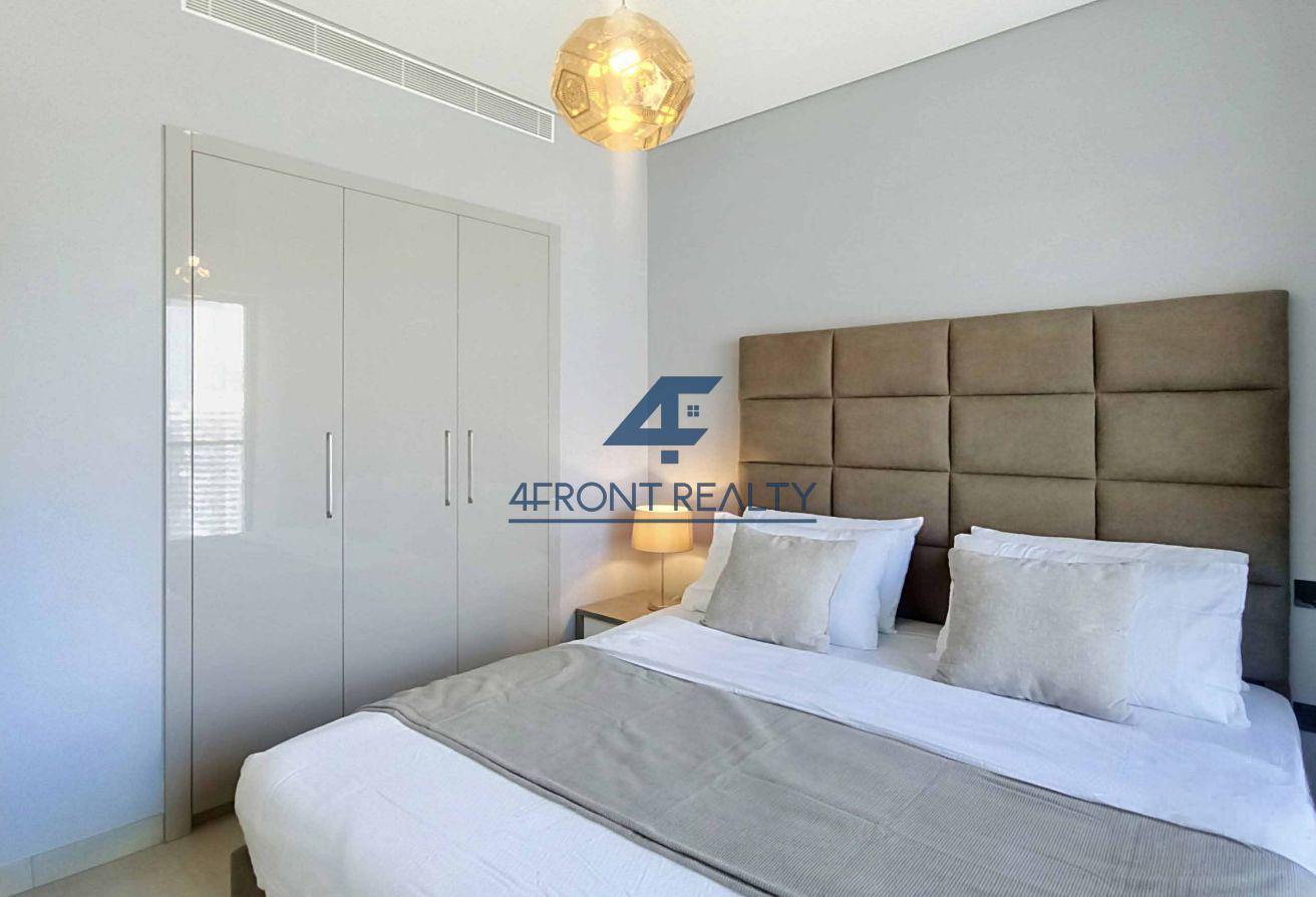 Luxury Lifestyle | Prime Community | Modern Home photo 10