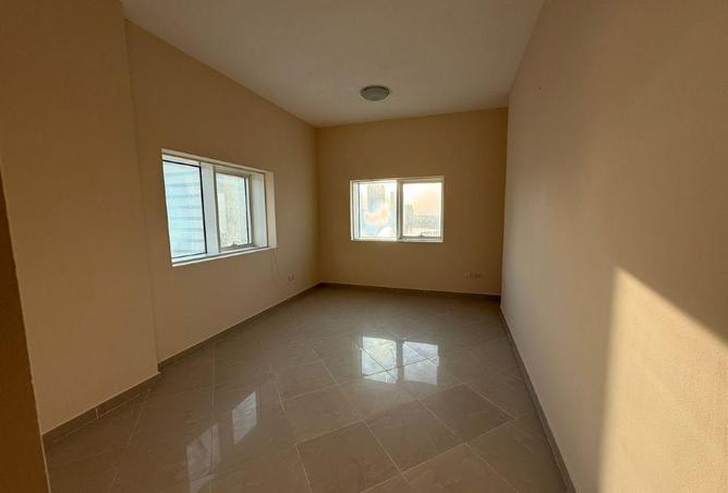 2OgmudDoizg - Property Image 3