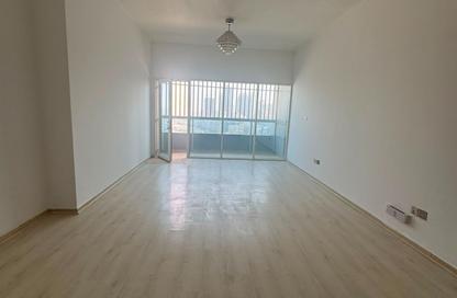 Apartment - 2 Bedrooms - 3 Bathrooms for rent in Beach Tower 1 - Al Khan Lagoon - Al Khan - Sharjah