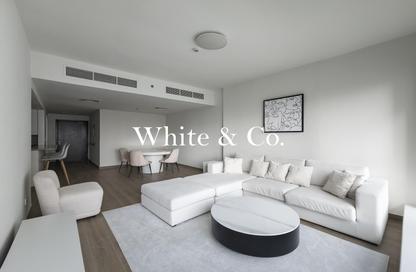 Apartment - 2 Bedrooms - 2 Bathrooms for rent in The Point - Dubai Marina - Dubai