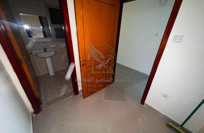 Apartment - 3 Bedrooms - 4 Bathrooms for rent in New Al Taawun Road - Al Taawun - Sharjah Apartment - 3 Bedrooms - 4 Bathrooms for rent in New Al Taawun Road - Al Taawun - Sharjah