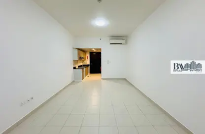 Apartment - Studio - 1 Bathroom for rent in Bayt Al Muteena 01 - Al Muteena - Deira - Dubai