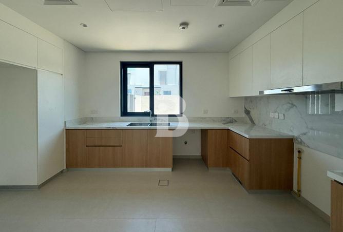 106833870 - Property Image 2