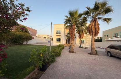 Villa - 5 Bedrooms - 6 Bathrooms for rent in Al Barsha 2 - Al Barsha - Dubai Villa - 5 Bedrooms - 6 Bathrooms for rent in Al Barsha 2 - Al Barsha - Dubai