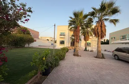 Villa - 5 Bedrooms - 6 Bathrooms for rent in Al Barsha 2 - Al Barsha - Dubai