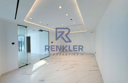 Office Space - Studio - 1 for rent in The Regal Tower - Business Bay - Dubai Office Space - Studio - 1 for rent in The Regal Tower - Business Bay - Dubai
