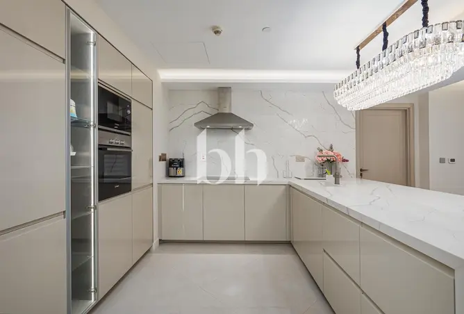 128808171 - Property Image 2
