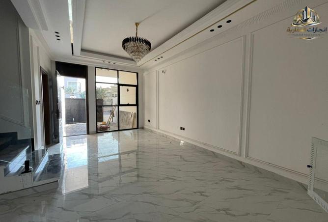 73115914 - Property Image 2