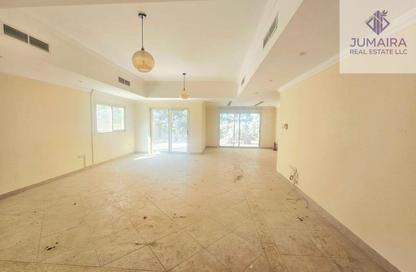 Duplex - 4 Bedrooms - 3 Bathrooms for rent in Al Hamra Village Villas - Al Hamra Village - Ras Al Khaimah