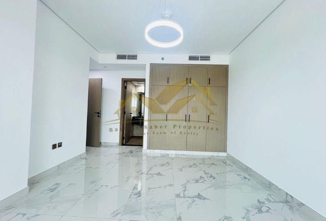 2Om2UsVF86q - Property Main Image