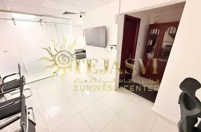 مكتب - غرفة نوم - 1 حمام للايجار في مبنى سيلفر هوم - هور العنز - ديرة - دبي