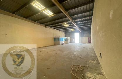 Warehouse - Studio - 1 Bathroom for rent in Industrial Building 13 - Industrial Area 13 - Sharjah Industrial Area - Sharjah