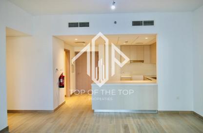 Apartment - 2 Bedrooms - 3 Bathrooms for rent in Waters Edge - Yas Island - Abu Dhabi