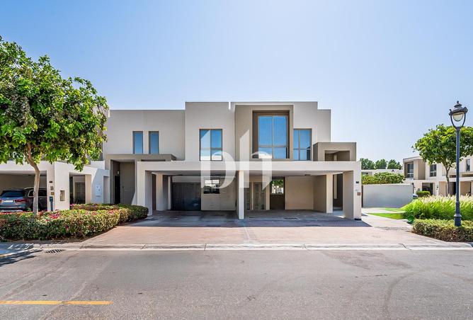 54401172 - Property Main Image