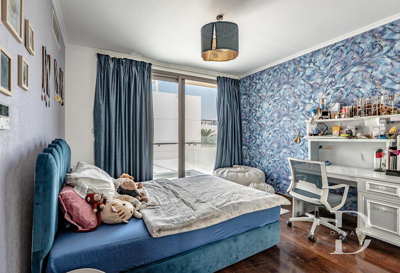 Exclusive | Extended Garden Villa | Vacant Dec photo 11