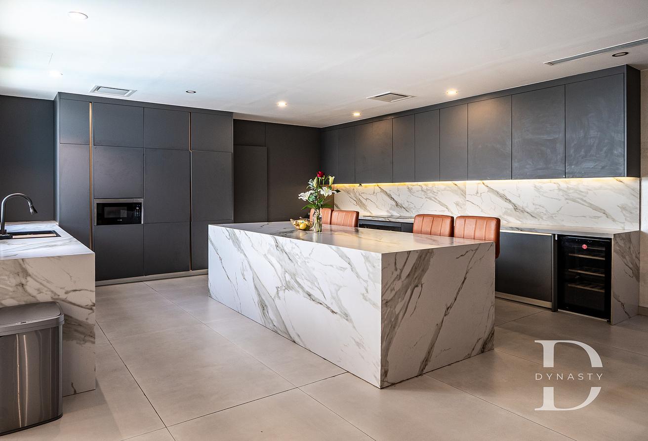 Exclusive | Extended Garden Villa | Vacant Dec photo 5