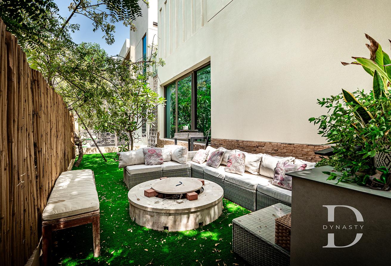 Exclusive | Extended Garden Villa | Vacant Dec photo 8