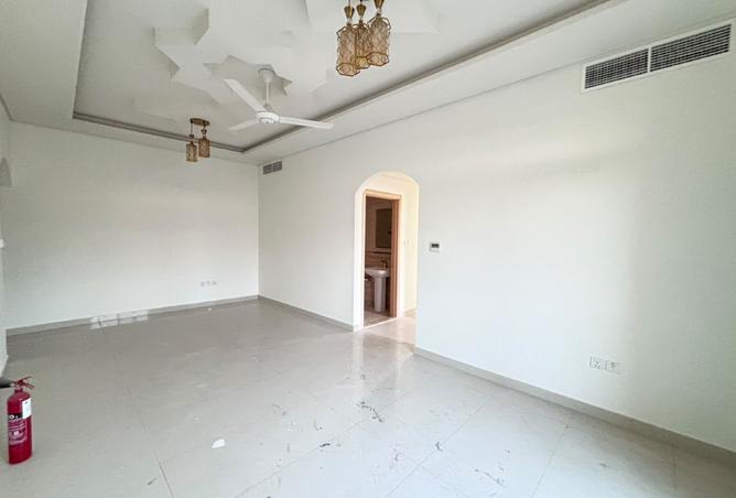 142431757 - Property Image 2
