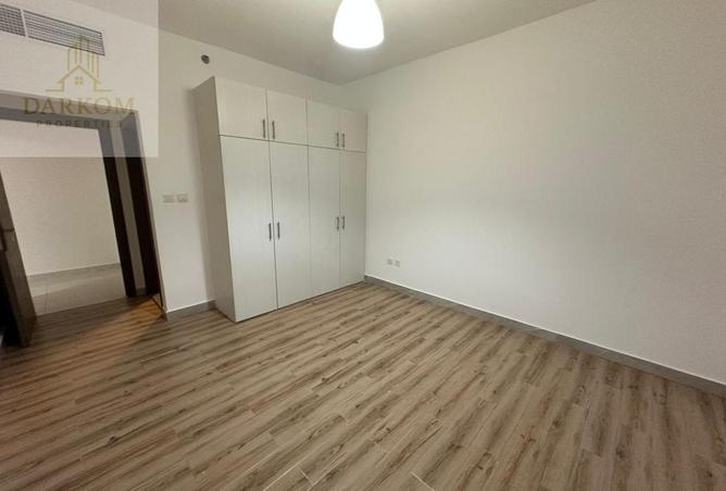 80281937 - Property Image 3