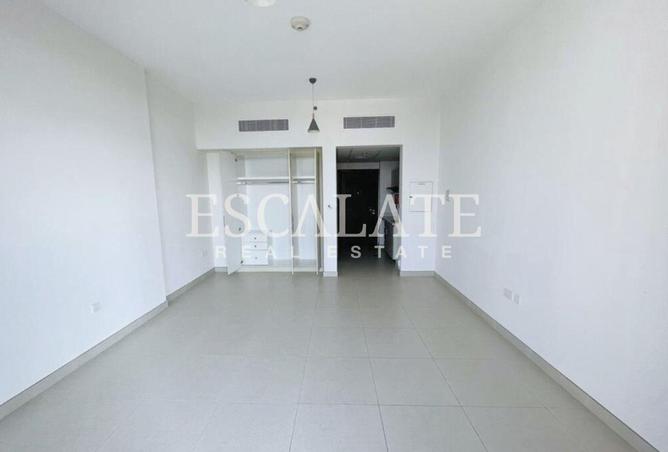 73823428 - Property Image 2