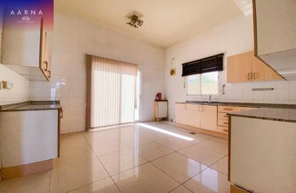 Villa - 3 Bedrooms - 3 Bathrooms for rent in Umm Suqeim 3 - Umm Suqeim - Dubai