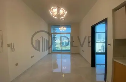 شقة - غرفة نوم - 1 حمام للايجار في سكايز من دانوب - ارجان - دبي