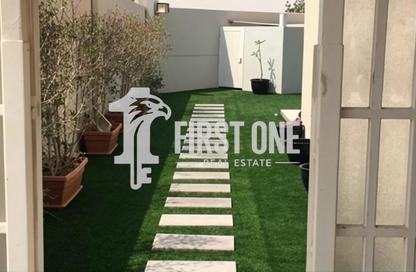 Townhouse - 3 Bedrooms - 4 Bathrooms for sale in Manazel Al Reef 2 - Al Samha - Abu Dhabi