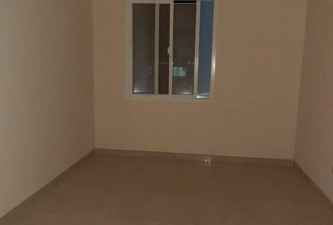 82393966 - Property Image 2