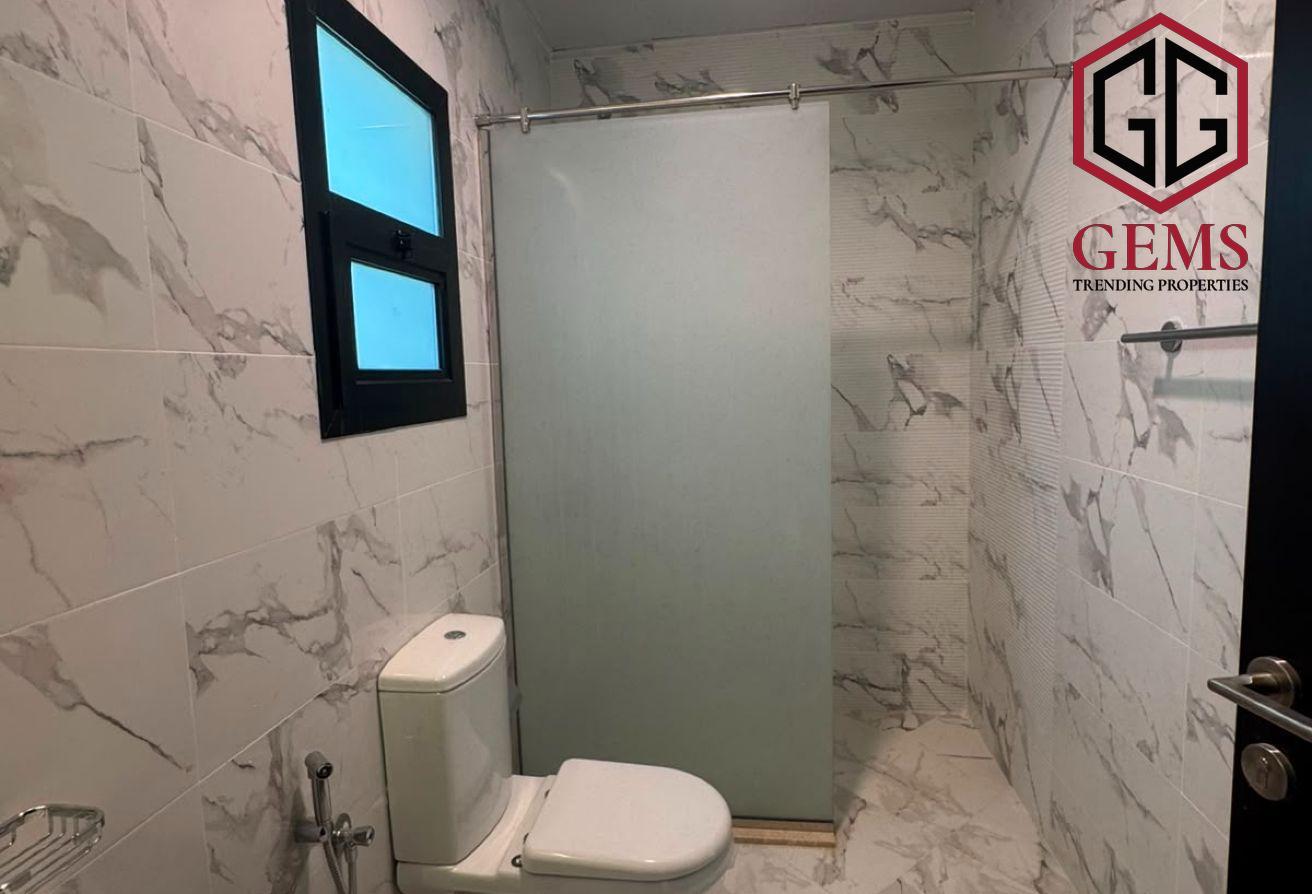 BRAND NEW | PREMIUM FINISHES | ELEVATOR | GARDEN photo 7