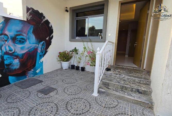 81109173 - Property Image 2