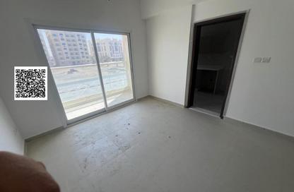 Apartment - Studio - 1 Bathroom for rent in Al Amira Village - Al Yasmeen - Ajman