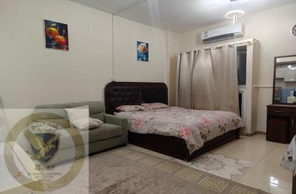 Apartment - Studio - 1 Bathroom for rent in Al Qulaya'ah - Al Sharq - Sharjah