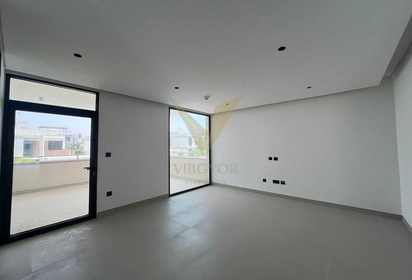 4BR + M Villa | Vacant | Near Park And Pool photo 7