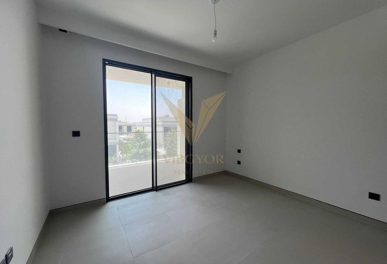 4BR + M Villa | Vacant | Near Park And Pool photo 5