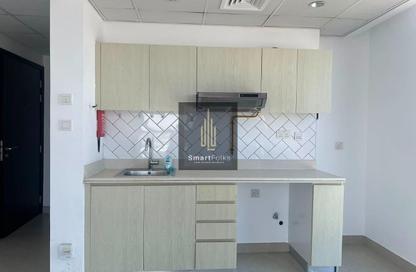 Apartment - Studio - 1 Bathroom for rent in Afnan 1 - Afnan - Midtown - Dubai Production City (IMPZ) - Dubai