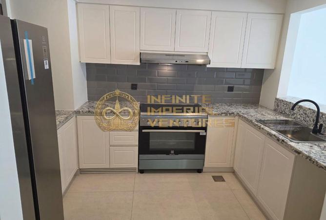 100854649 - Property Image 3