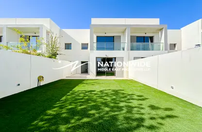 Townhouse - 2 Bedrooms - 3 Bathrooms for rent in The Cedars - Yas Acres - Yas Island - Abu Dhabi