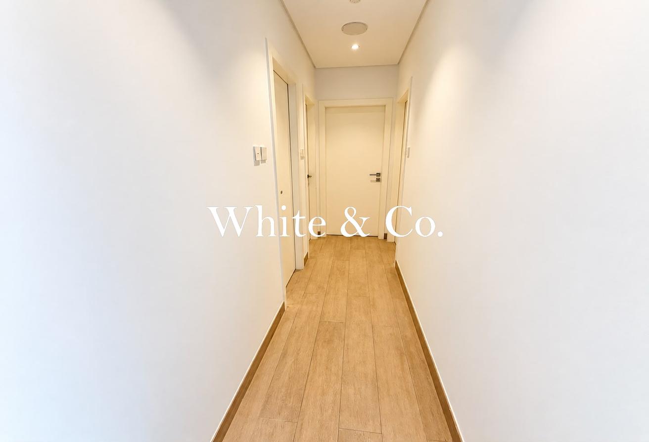 Vacant 2 bed | Beach Access | Marina view photo 5