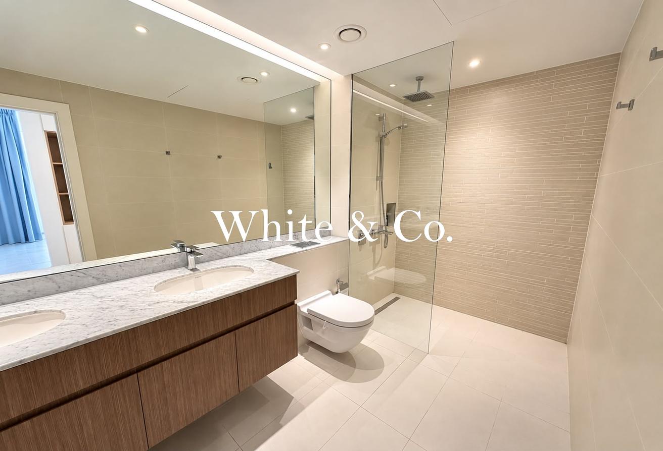 Vacant 2 bed | Beach Access | Marina view photo 11