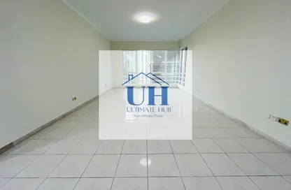 Apartment - 3 Bedrooms - 4 Bathrooms for rent in Hamdan Street - Abu Dhabi