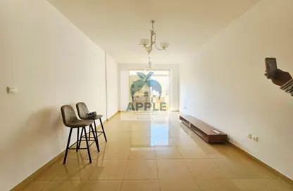 شقة - 2 غرف نوم - 3 حمامات للايجار في بناية مويليح 3 - مويلح - الشارقة