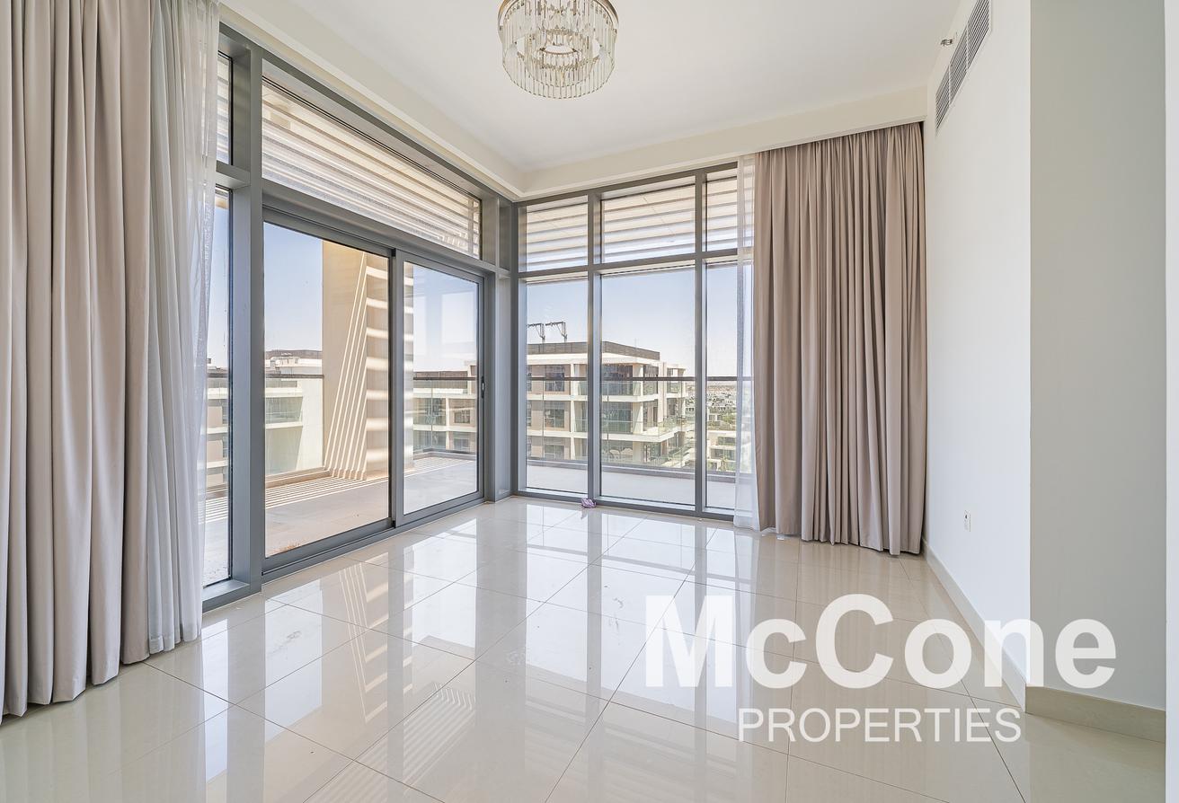 Vacant | Duplex | Exclusive | Park & Lagoon Views photo 13