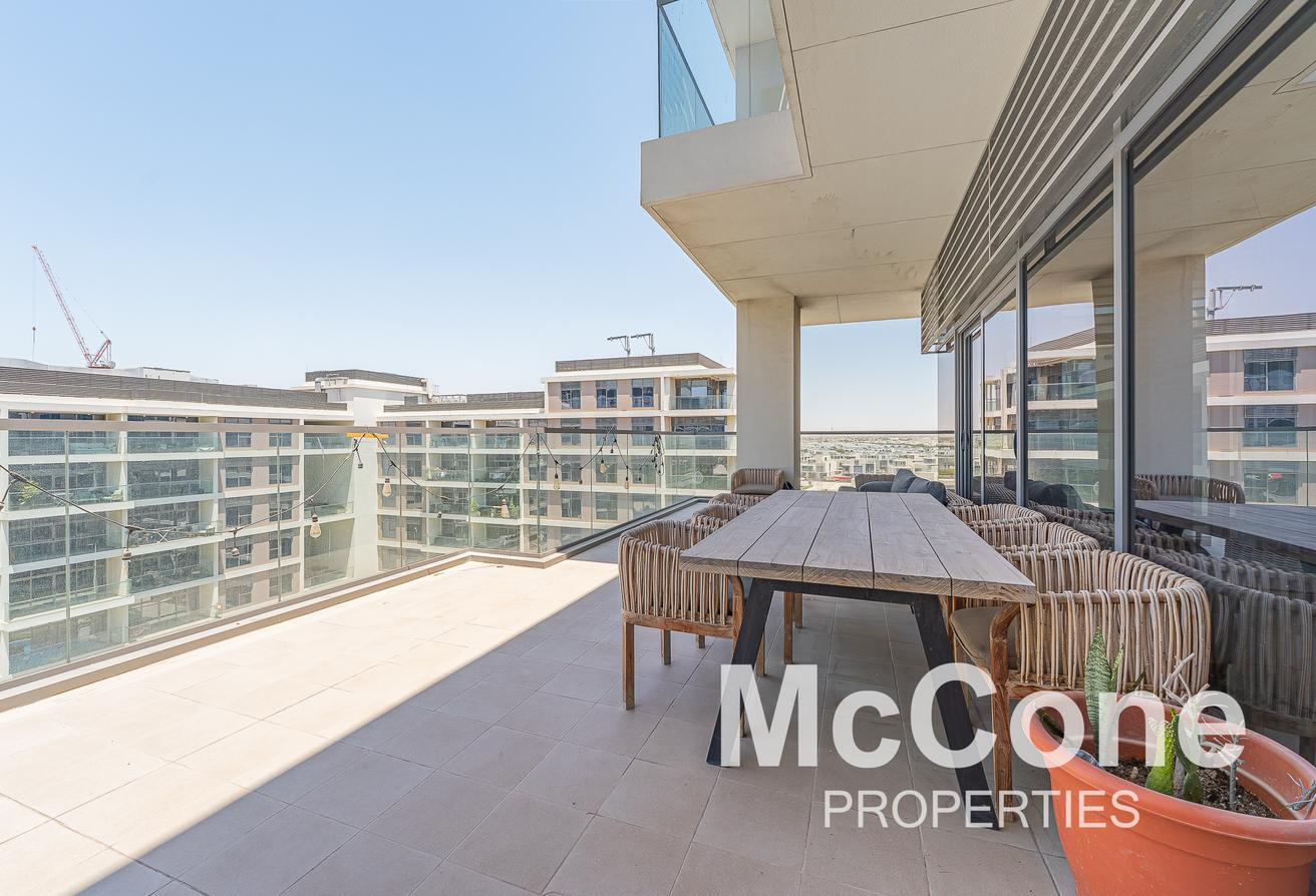 Vacant | Duplex | Exclusive | Park & Lagoon Views photo 22