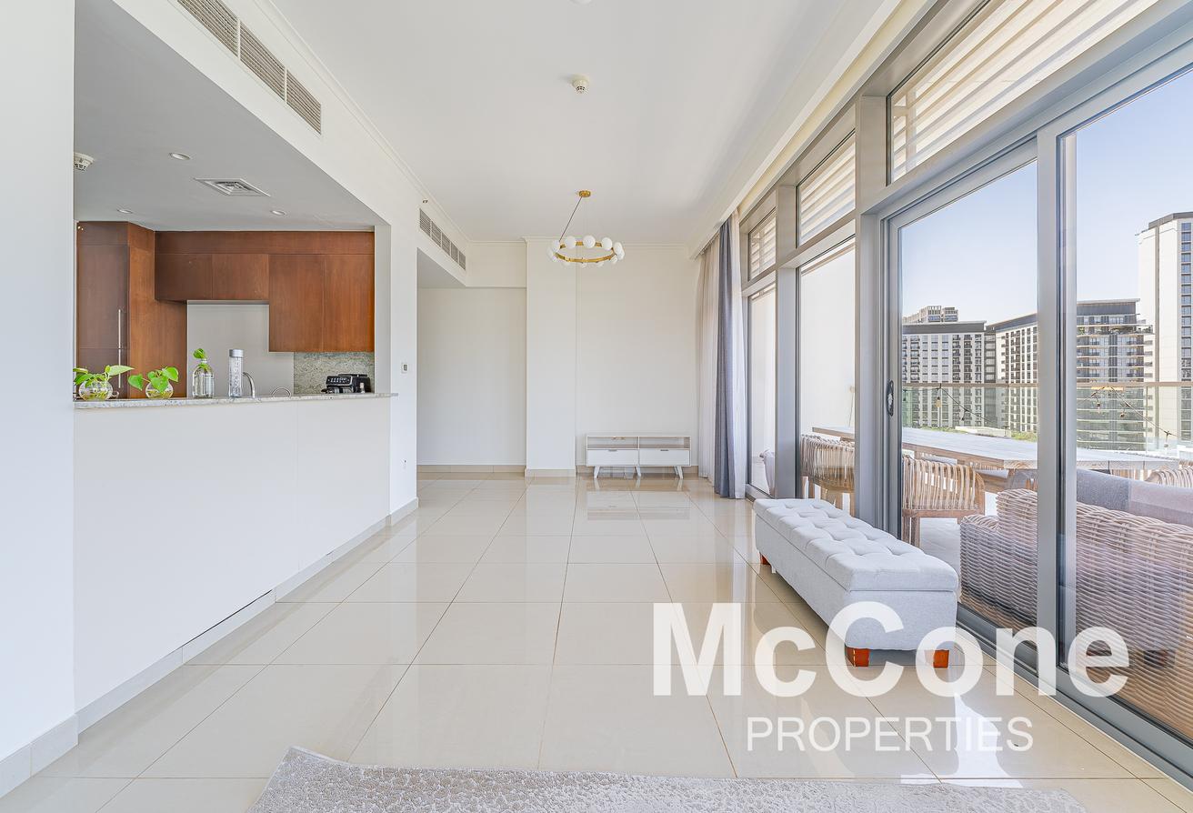 Vacant | Duplex | Exclusive | Park & Lagoon Views photo 5