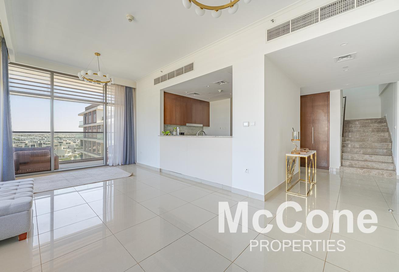 Vacant | Duplex | Exclusive | Park & Lagoon Views photo 7