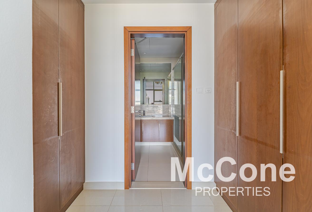 Vacant | Duplex | Exclusive | Park & Lagoon Views photo 15