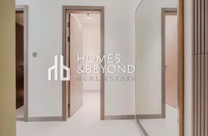 شقة - غرفة نوم - 2 حمامات للبيع في بن غاطي رويال - منطقة 18 - قرية جميرا الدائرية - دبي شقة - غرفة نوم - 2 حمامات للبيع في بن غاطي رويال - منطقة 18 - قرية جميرا الدائرية - دبي