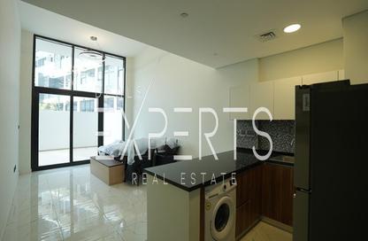Apartment - 2 Bedrooms - 3 Bathrooms for rent in The Gate - Masdar City - Abu Dhabi