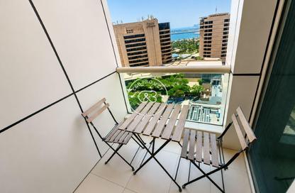Apartment - Studio - 1 Bathroom for rent in The Royal Oceanic - Dubai Marina - Dubai