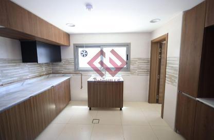 Apartment - 1 Bedroom - 2 Bathrooms for rent in Thuraya Al Majaz Building - Al Majaz 3 - Al Majaz - Sharjah